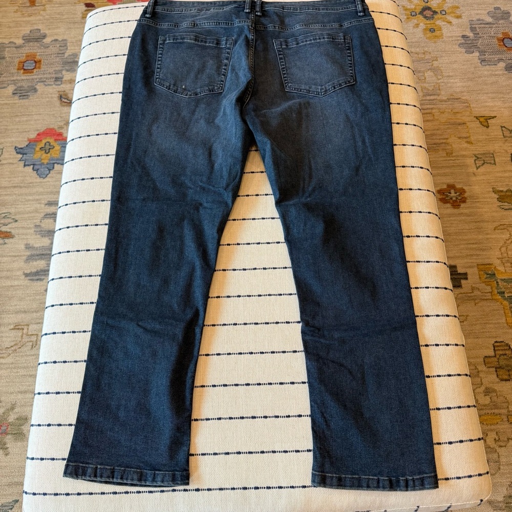 Men's Slim Fit Dark Blue Jeans - Picture 2 of 4
